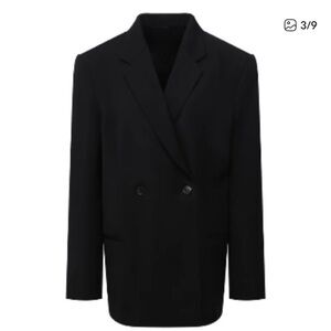 Brand New- Toteme Black Wool Blazer with Structured Shoulders